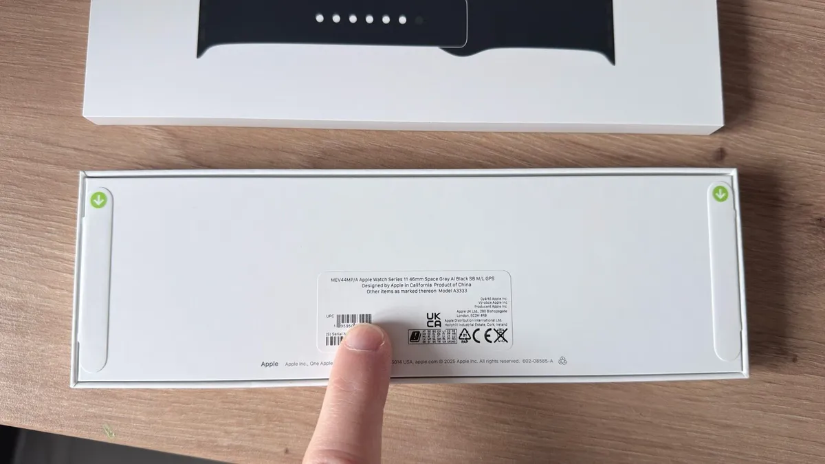 Apple Watch Series 11 46mm - Image 3