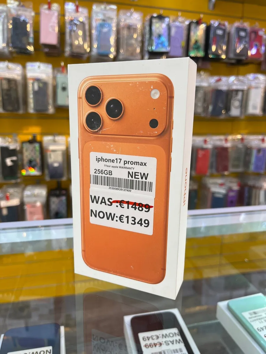 iPhone 17 pro max 1 year apple warranty and 256GB - Image 1