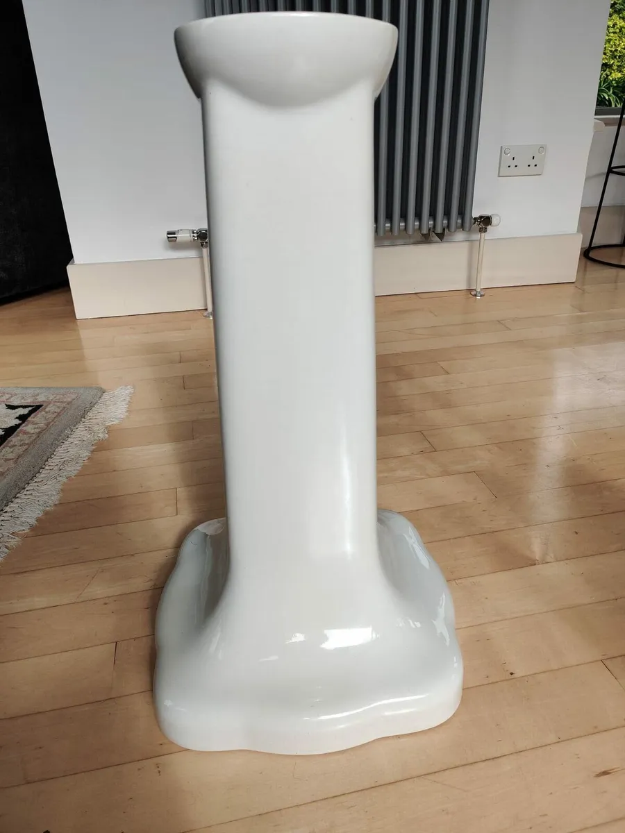 Bathroom pedestal - Image 2