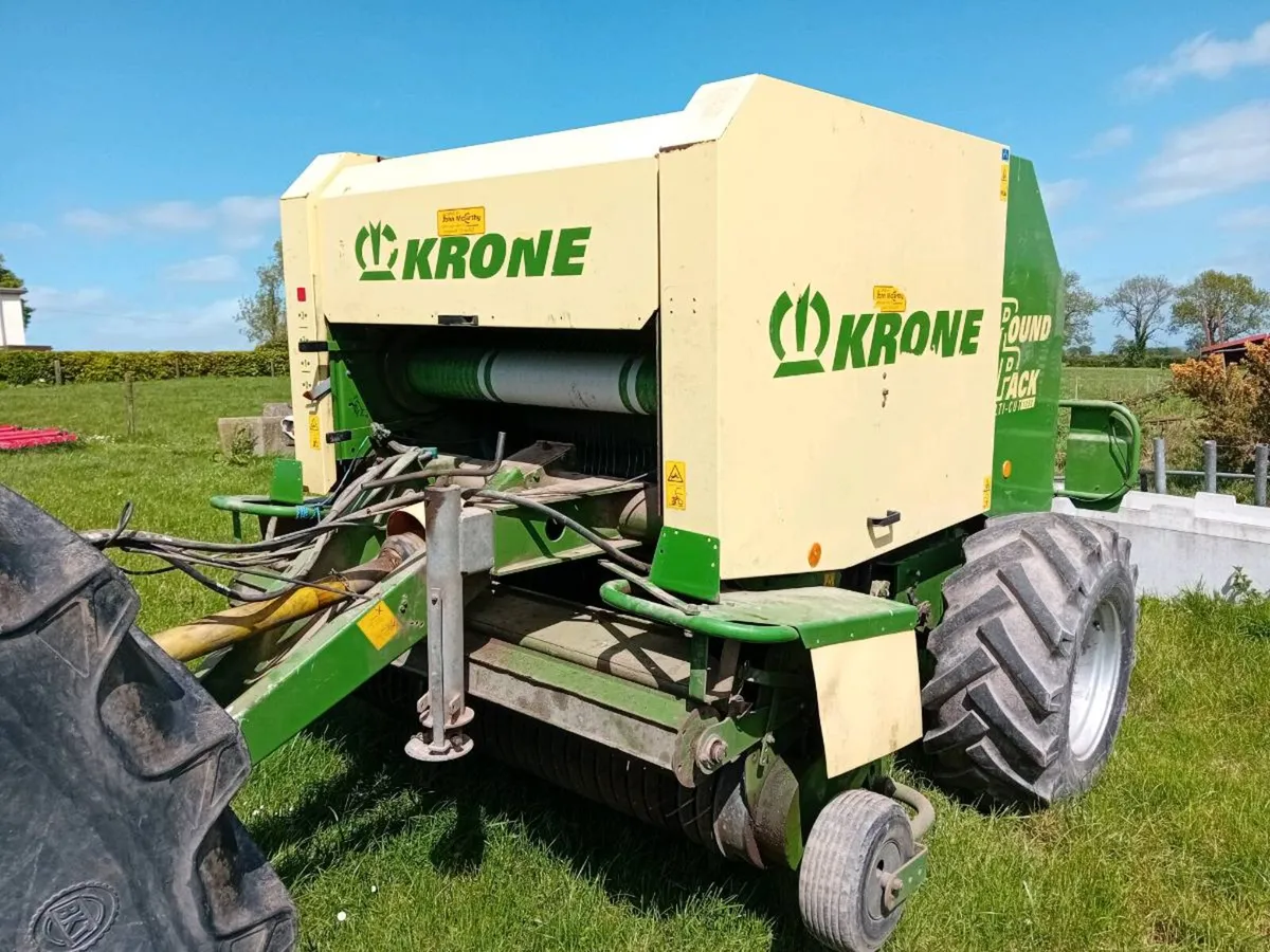 Krone round pack baler - Image 2