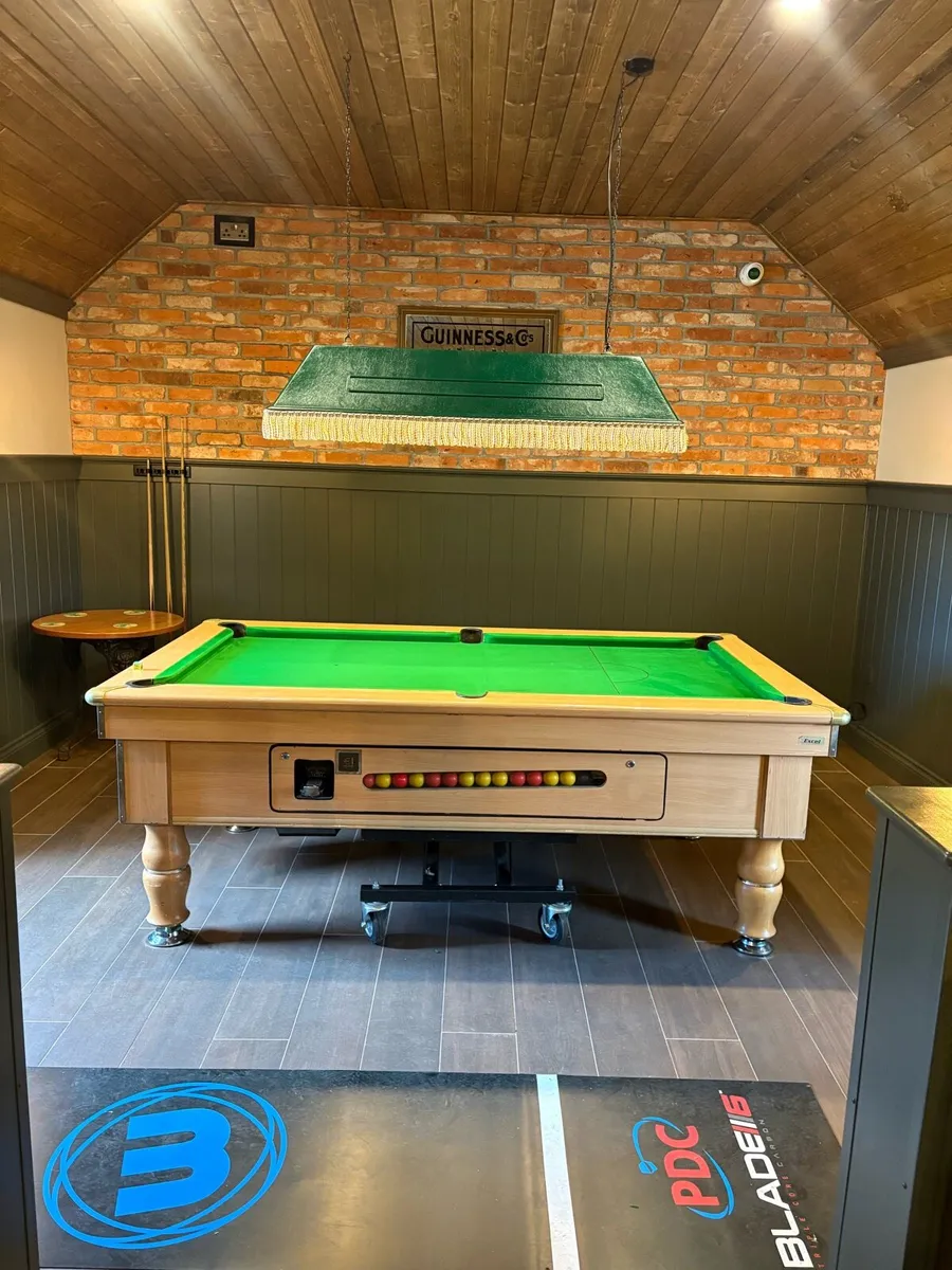Pool table covering - Image 1