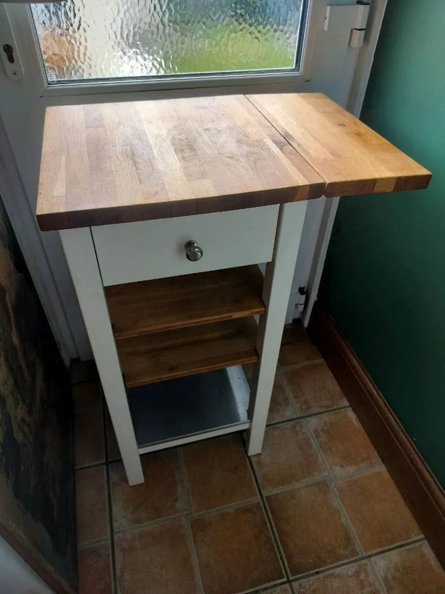 Kitchen island - Image 2
