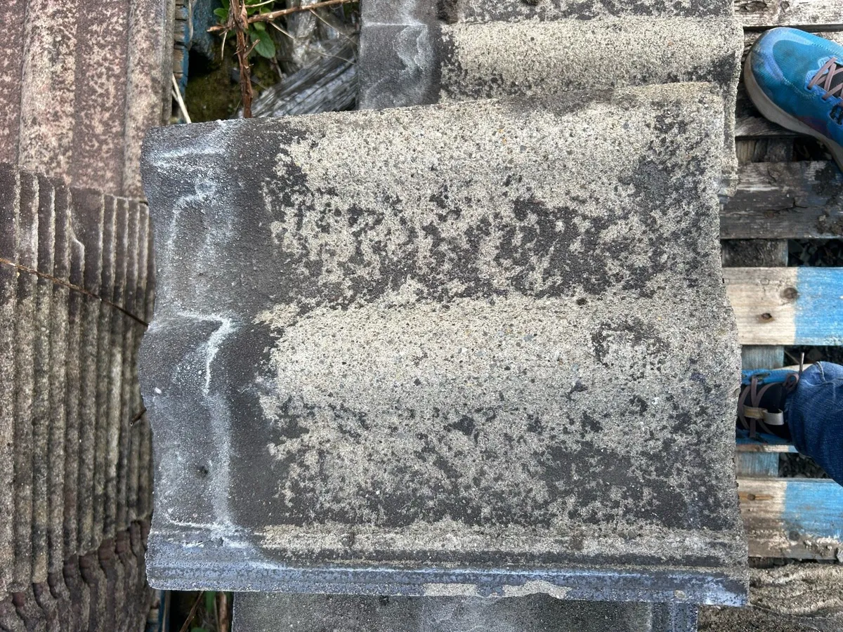 Marley grey roof tiles - Image 1