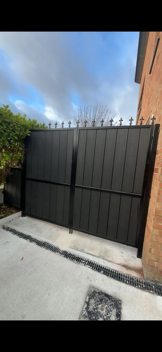 Gates - Image 2