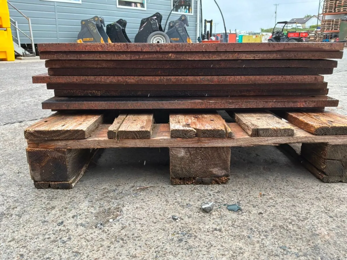 1000mt x 800mm x 20mm ROAD PLATES..........3748. - Image 4