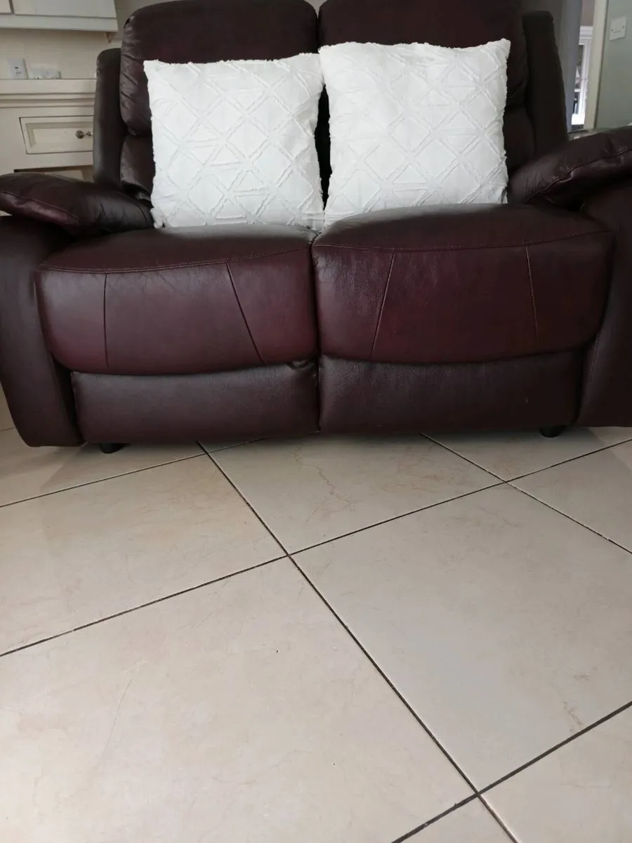 Leather sofa - Image 3