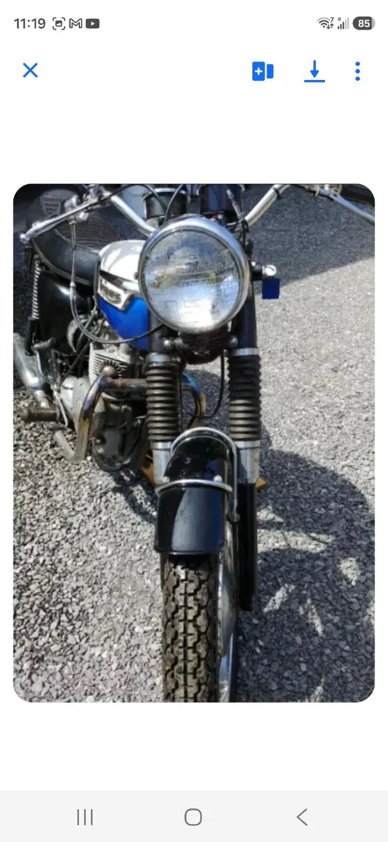 Vintage motorcycle - Image 3