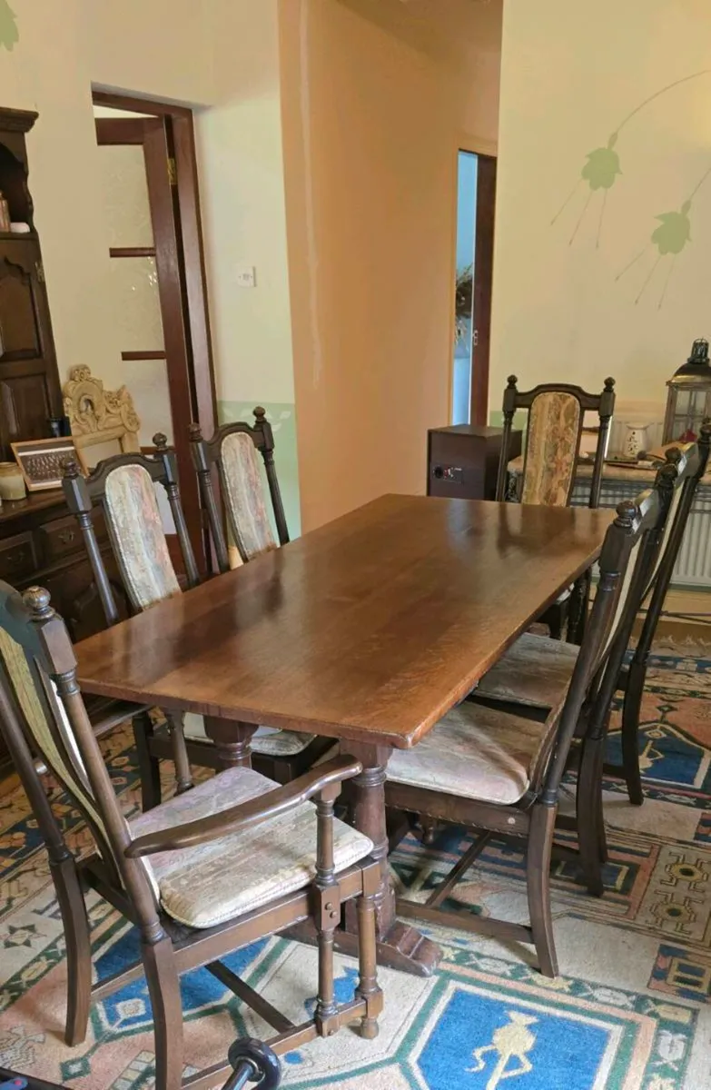 Oak Dining table with 6 Ercol Hampton chairs. - Image 1