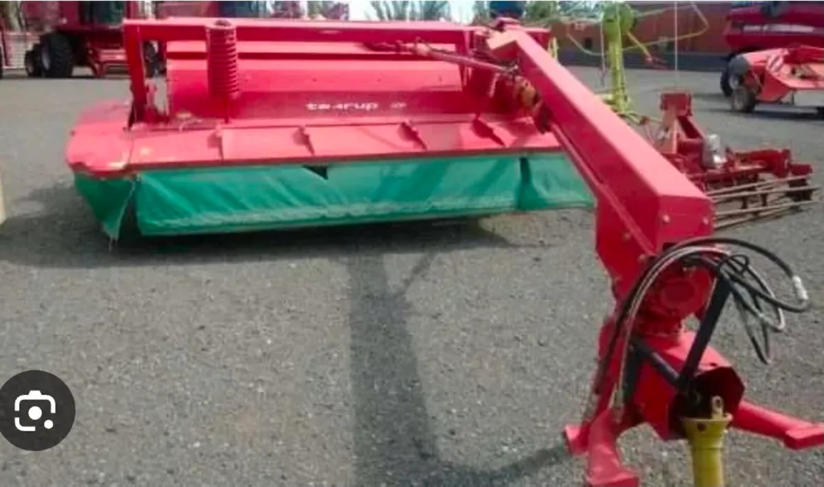 Wanted 10ft trailed mowers. - Image 1