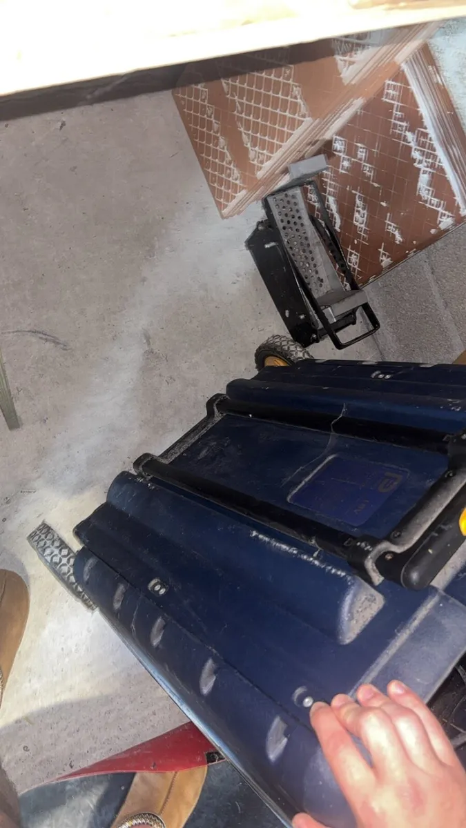 Performance Pro 18V compound mitre saw - Image 4