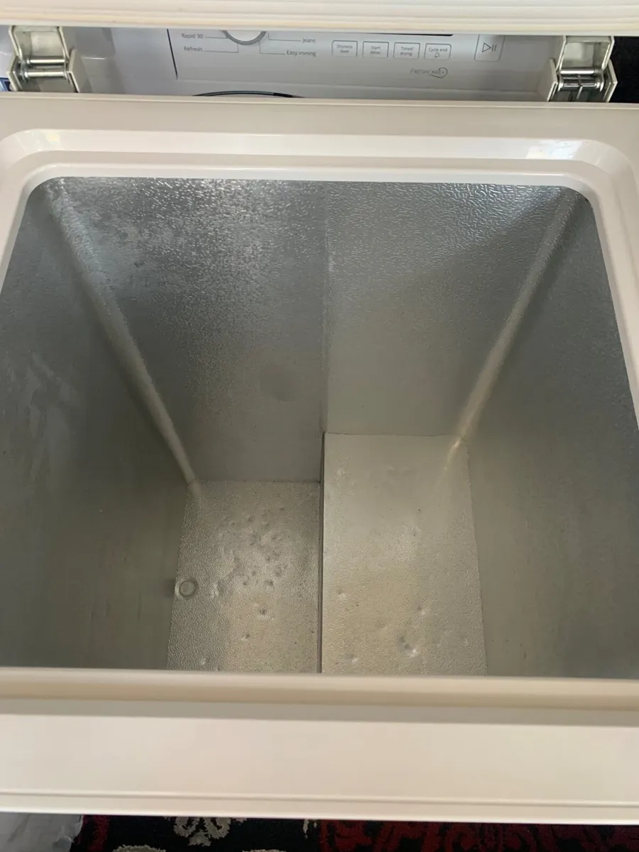 Hisense freezer A rated - Image 3