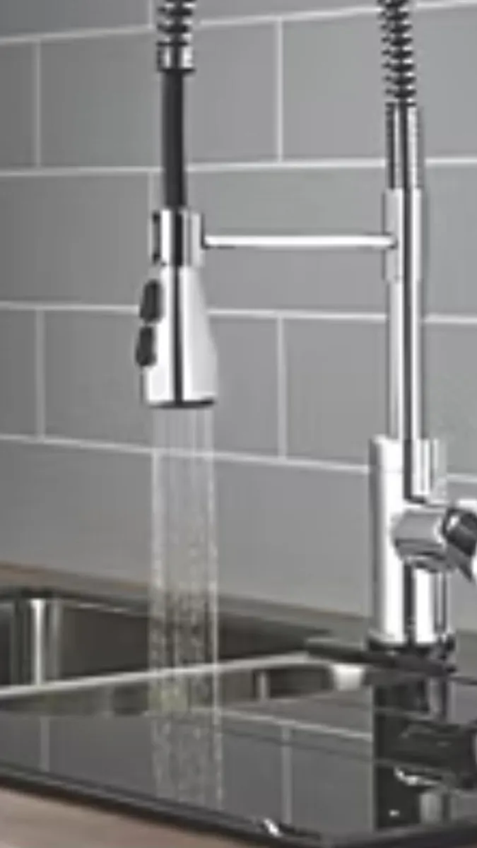 Seville Pull-Out Spray Mono Mixer Kitchen Tap Chro - Image 1