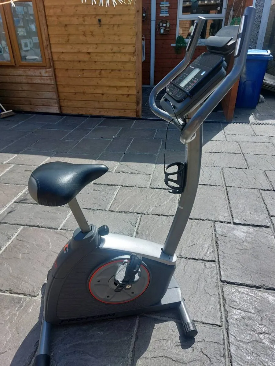 Exercise bike - Image 3