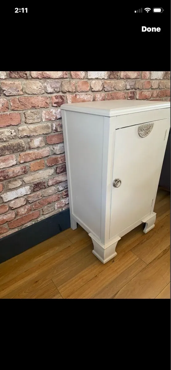 Vintage small cabinet - Image 2