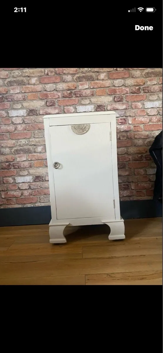Vintage small cabinet - Image 1
