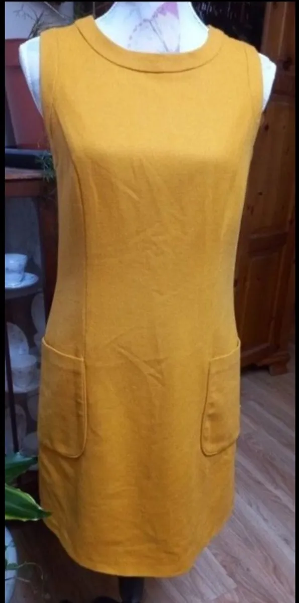 Oasis vintage mustard coloured dress, beautiful qu - Image 3