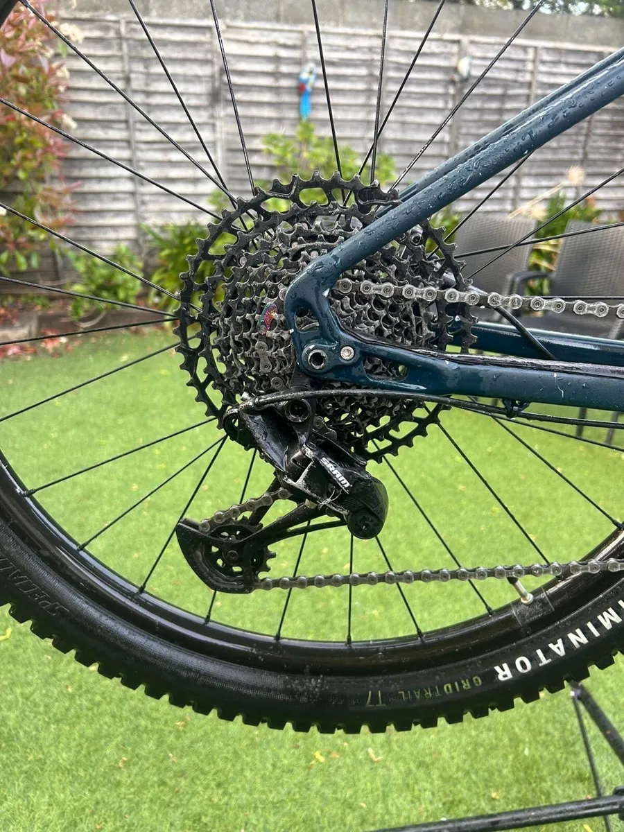 Mountain bike - Image 2
