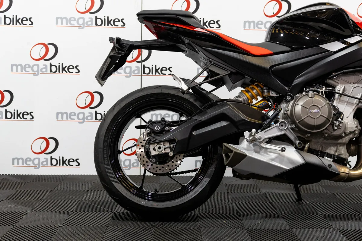 Aprilia Tuono 660 Factory Ex Demo - Image 4