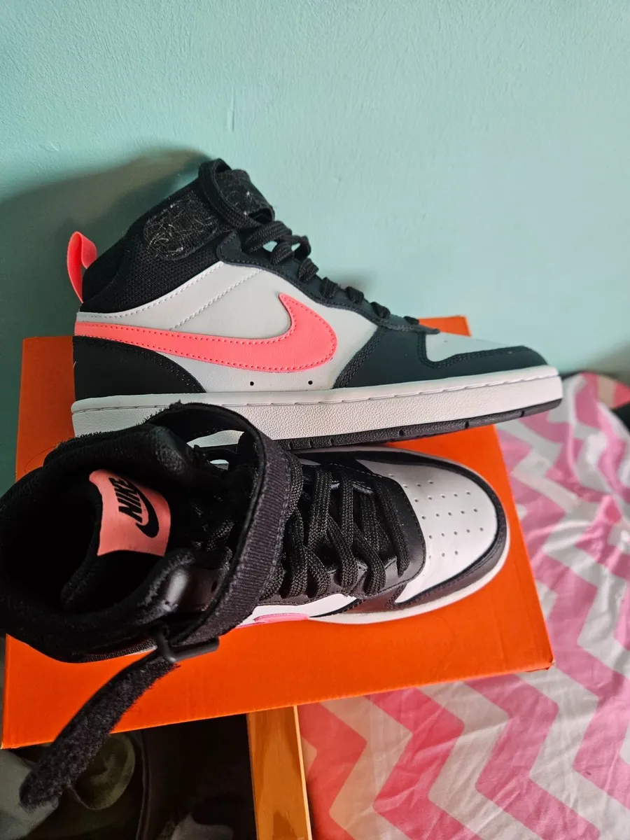 Nike High Top Trainers - Image 3