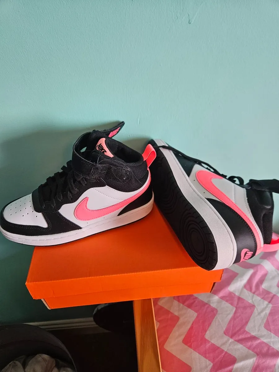 Nike High Top Trainers - Image 4
