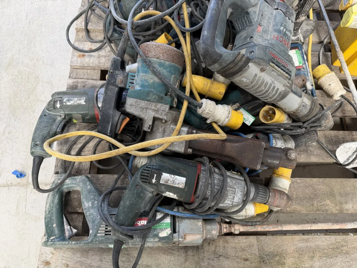 A Selection of 110V Power Tools **Online Auction** - Image 4