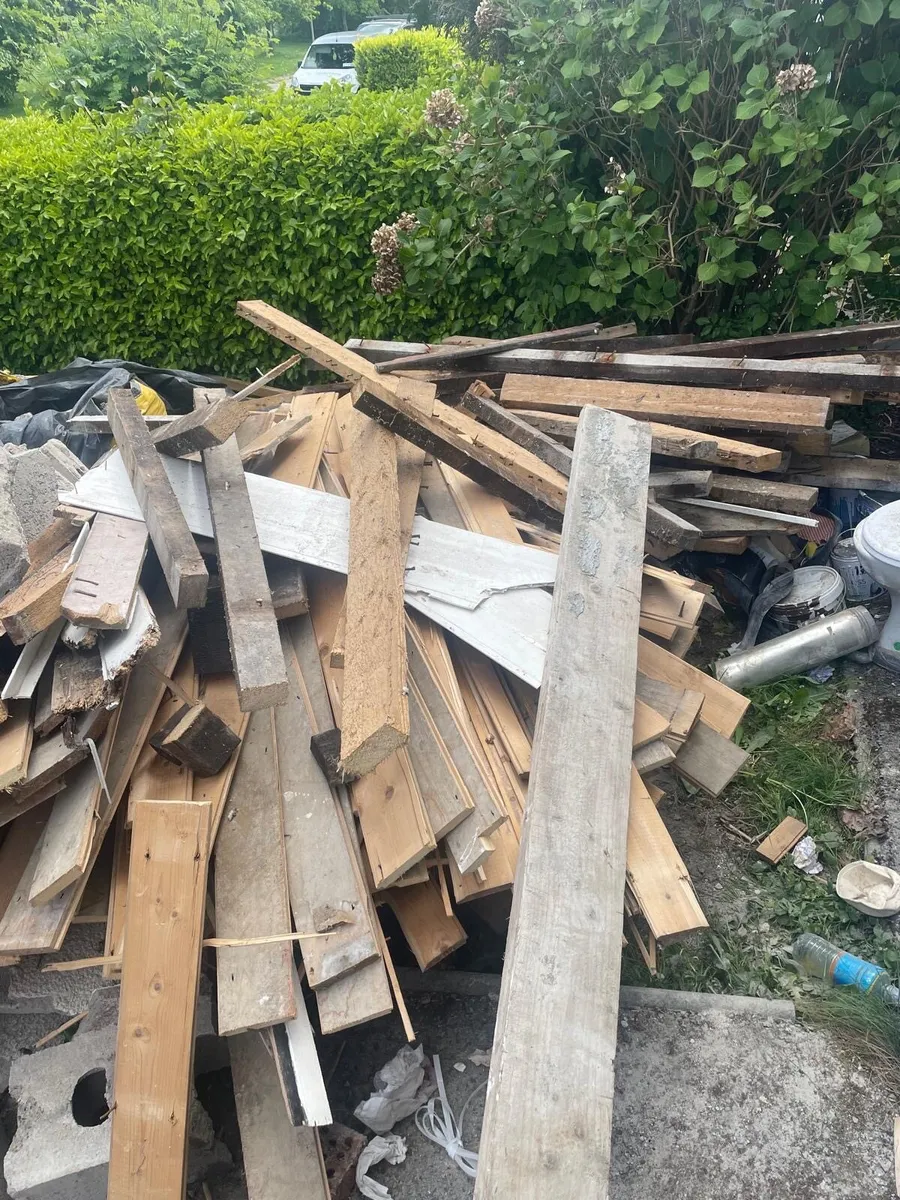 Free Wood - Image 1
