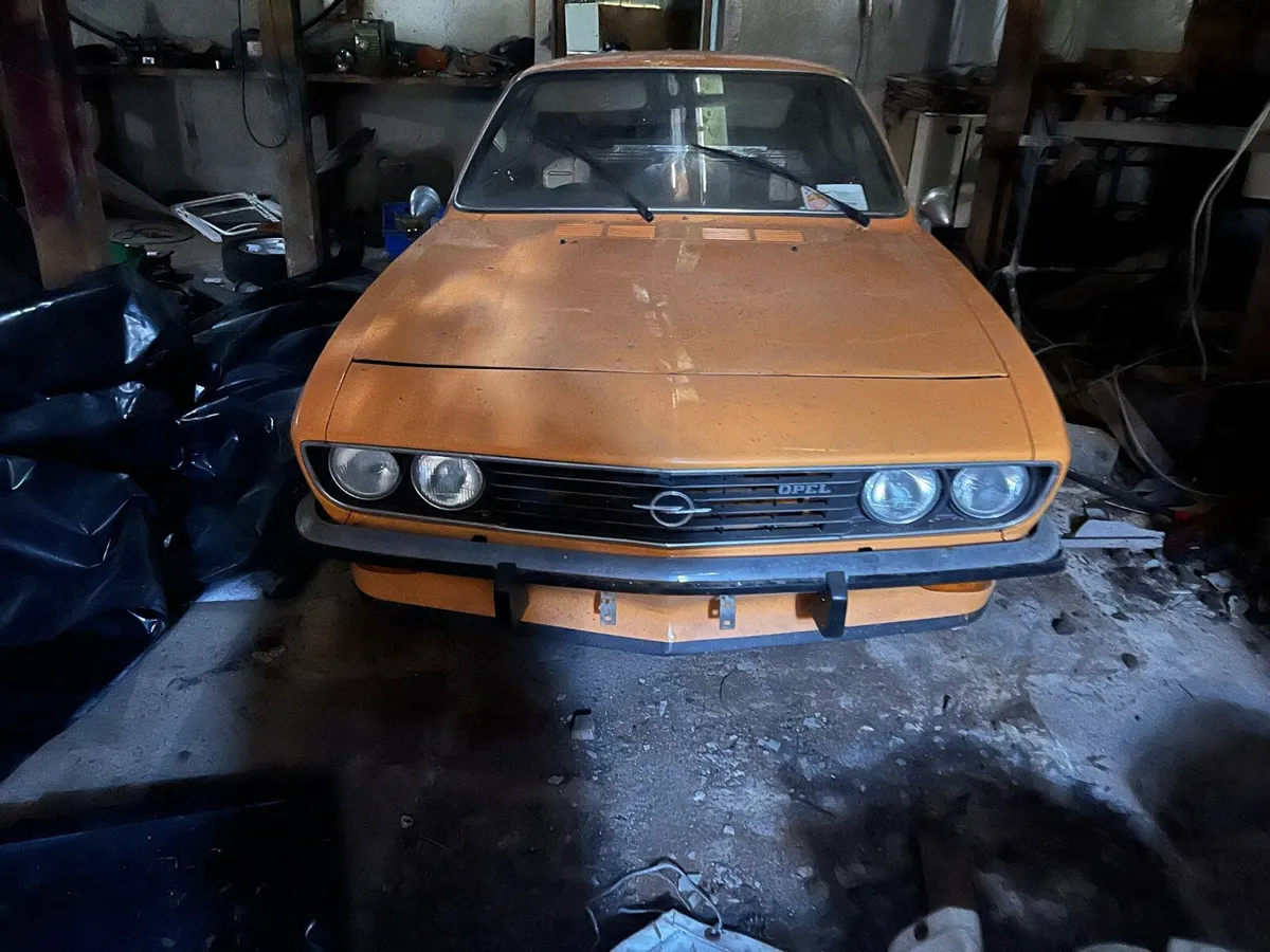 Opel manta Ax2 - Image 1