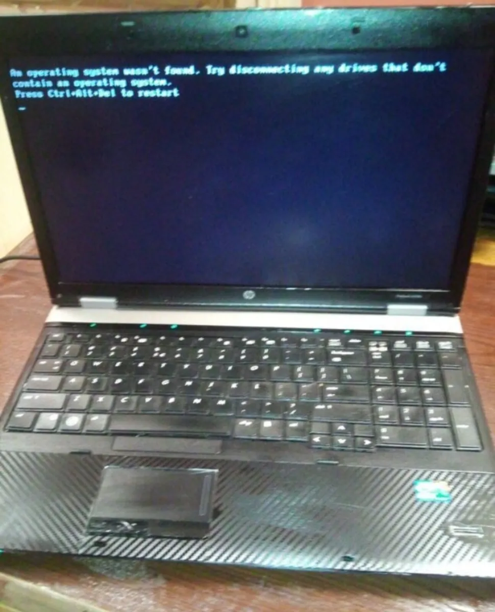 Job lot laptops for parts - Image 3