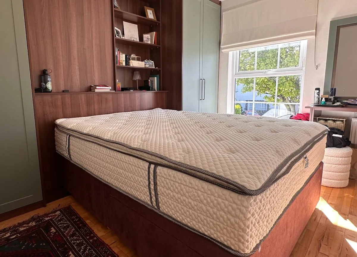 King size Cashel mattress for sale - Image 1