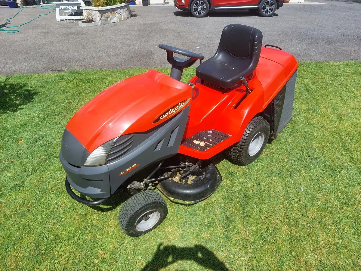Ride on mower - Image 1