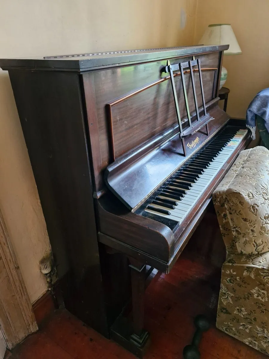 Piano - Image 1