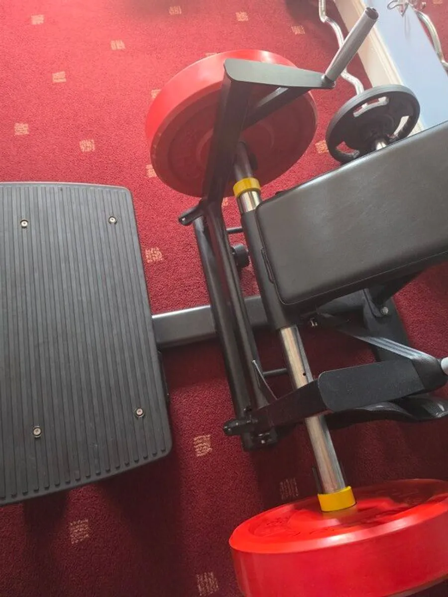 hip thrust - Image 1