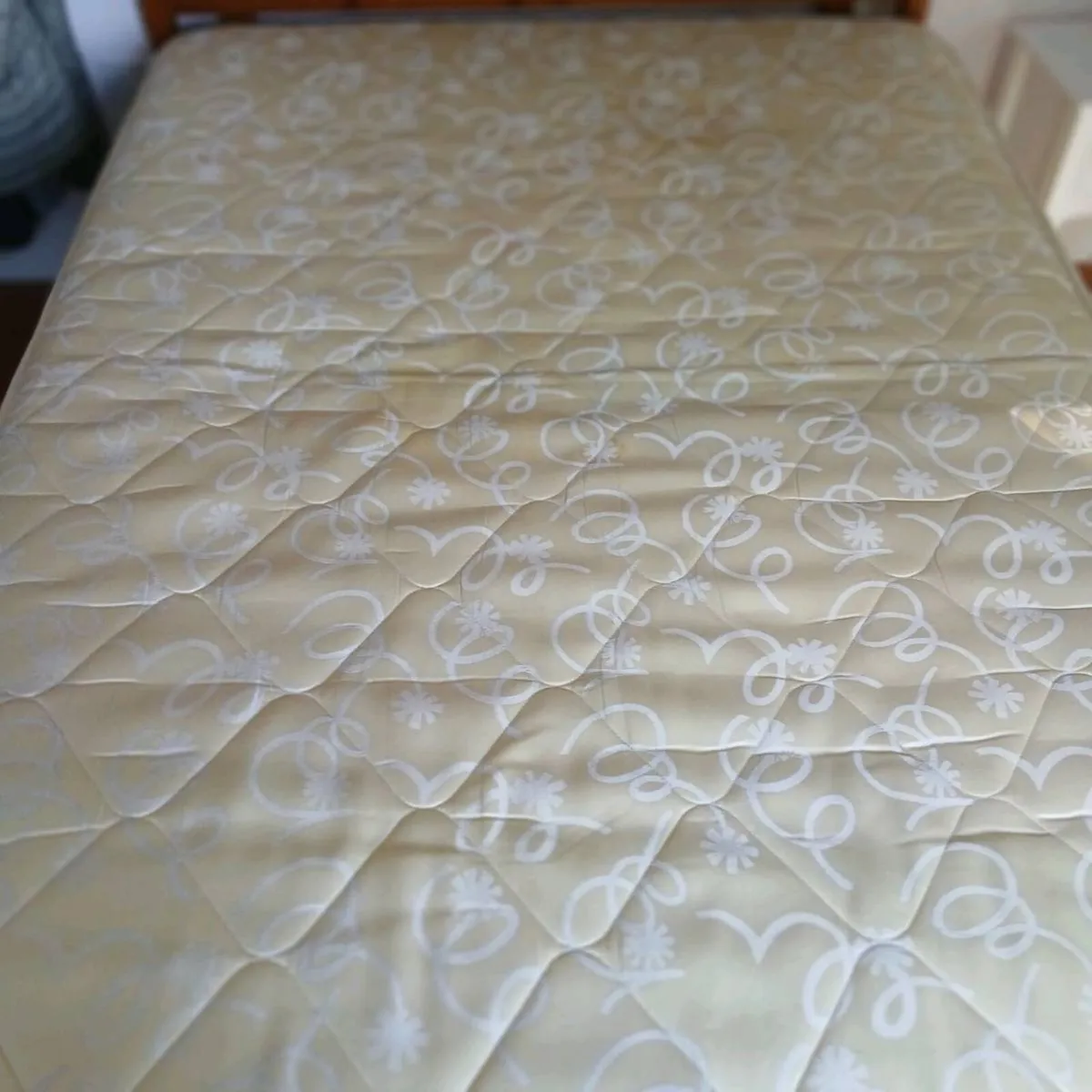 Double Bed - Image 3