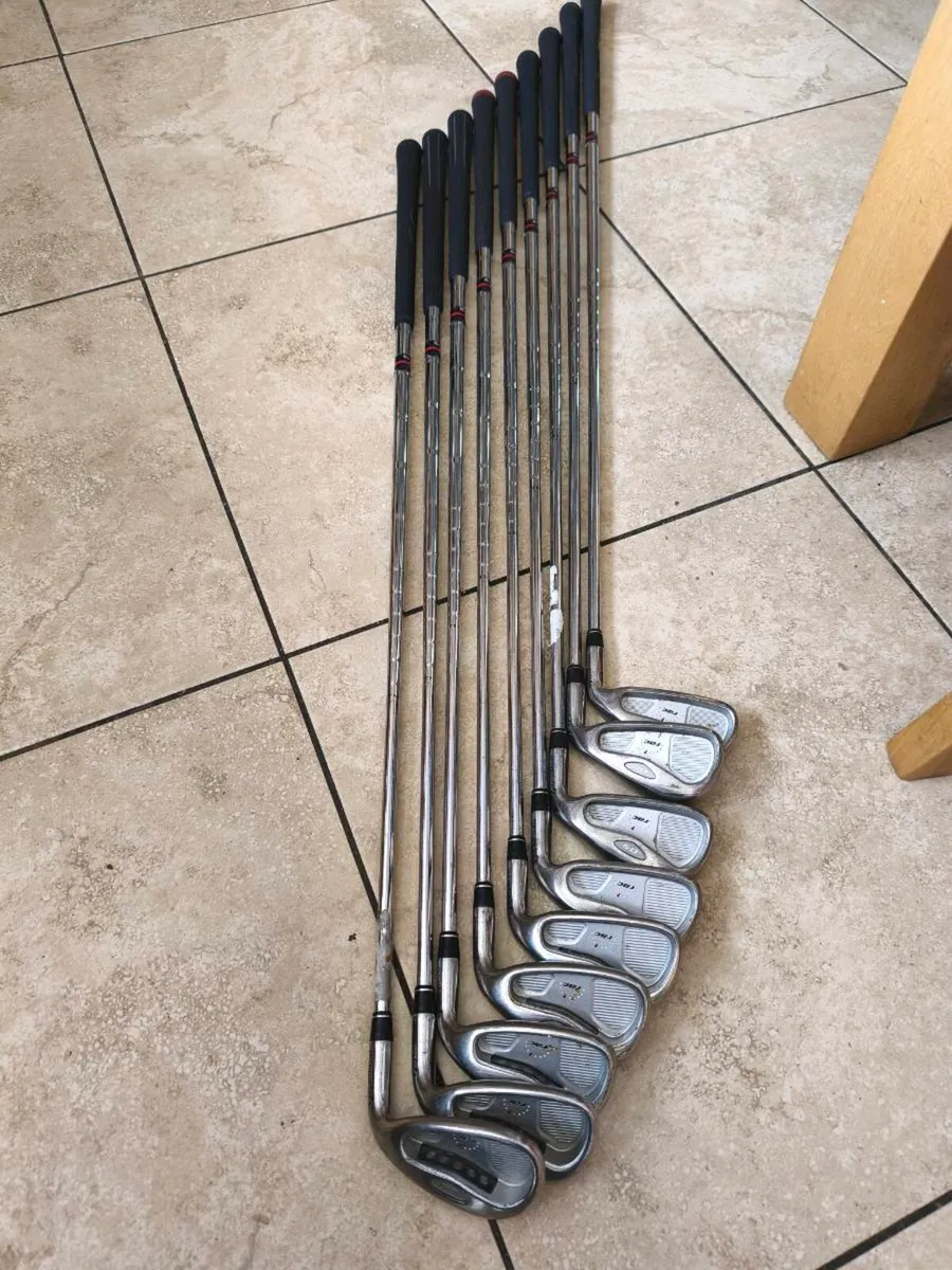 Taylormade RAC iron set, RBZ Stage 2 driver & 3 hy - Image 1