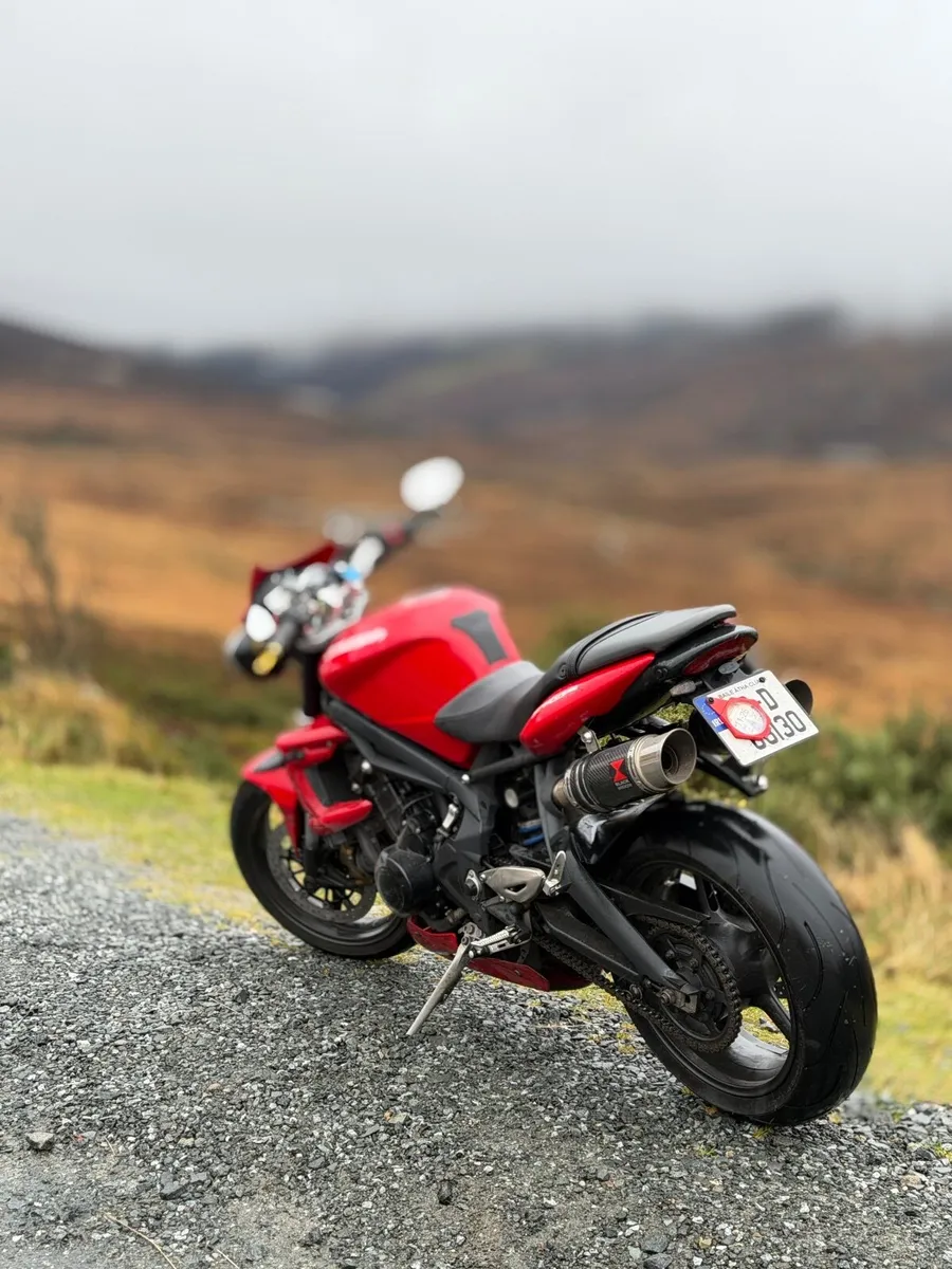 Triumph Street Triple 675 R - Image 2