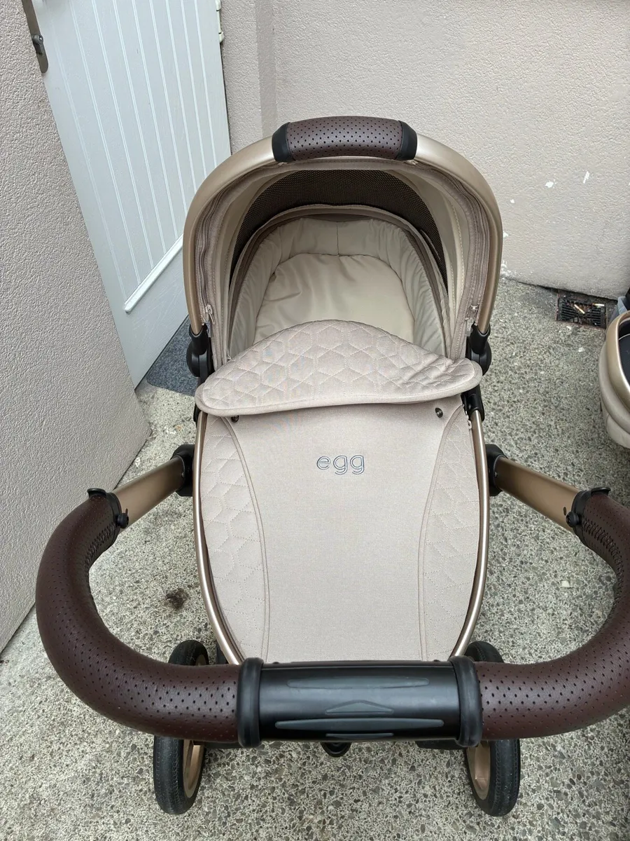 EGG2 LUXURY STROLLER SET - Image 2