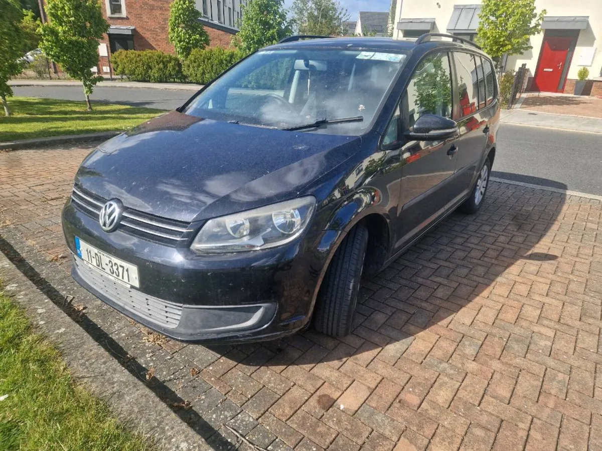 2011 Vw touran tdi no damage starting driving - Image 1