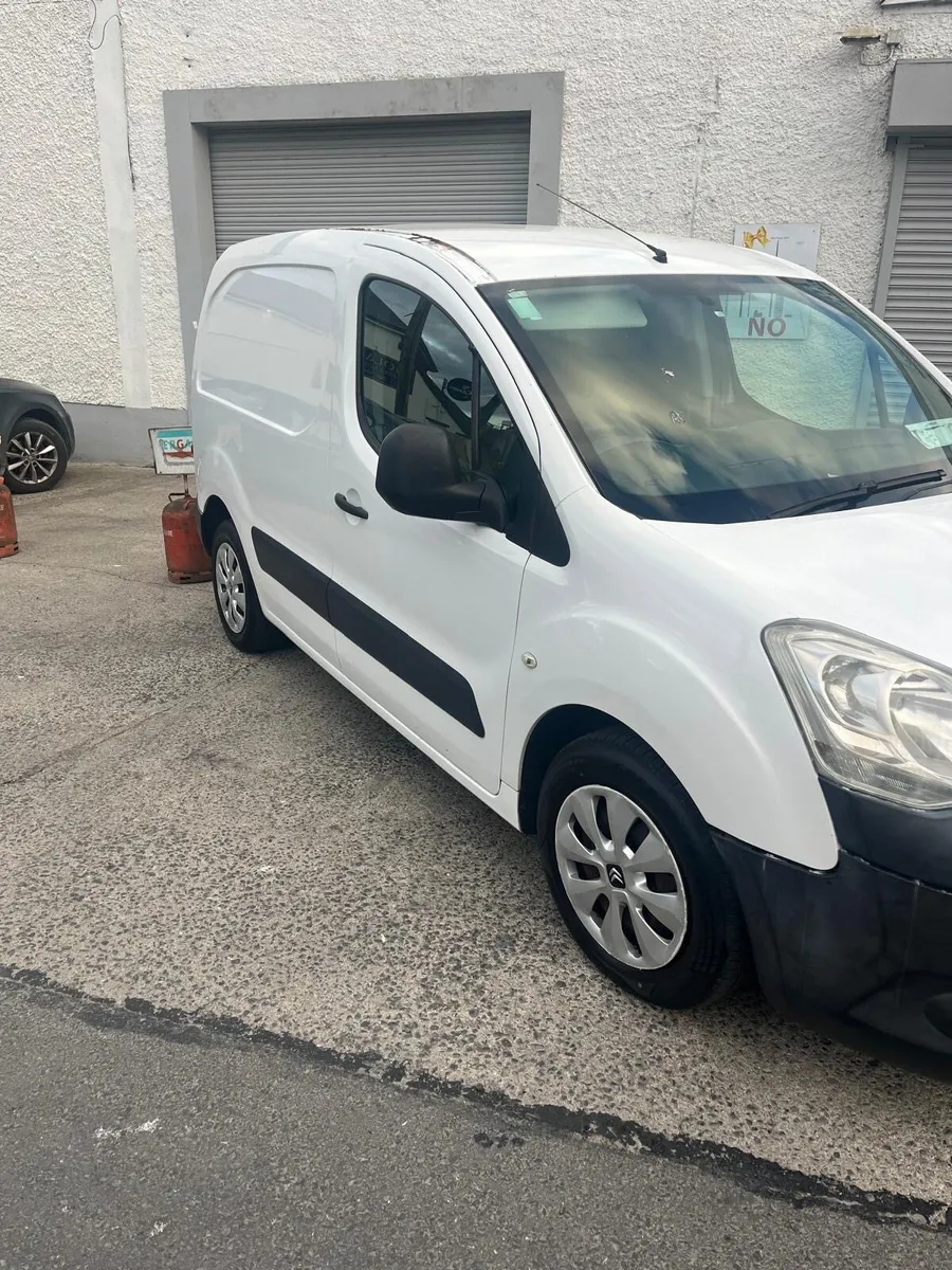 2011 Citroen berlingo - Image 1