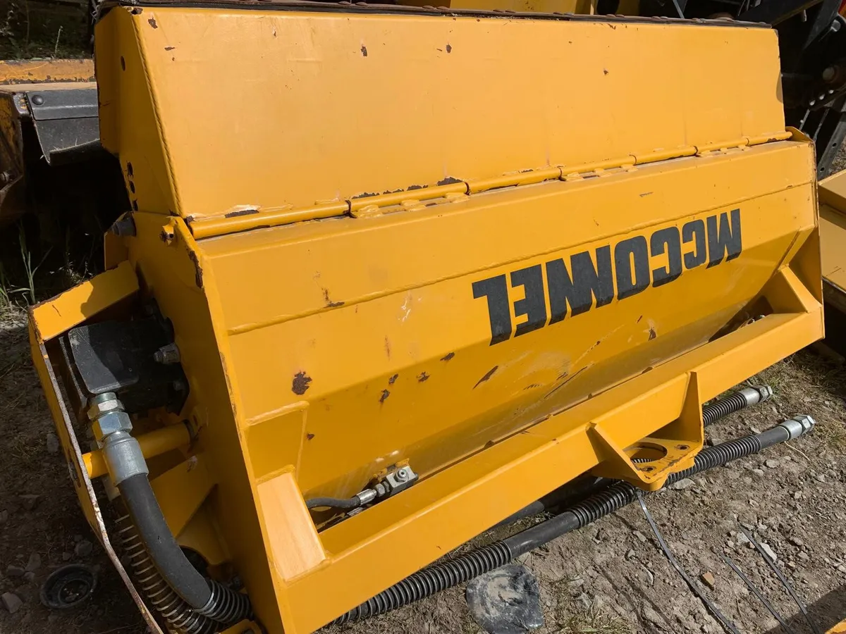 MCCONNEL 1.5M 65HP HYD ROLLER - Image 1