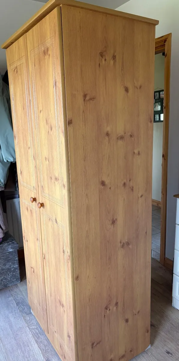 2 door wardrobe - Image 3