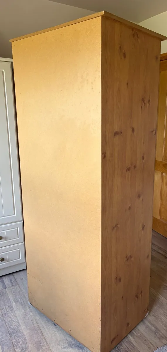2 door wardrobe - Image 2