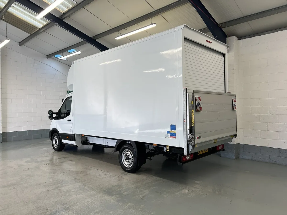 2023 Ford Transit Luton Box Van - Image 4