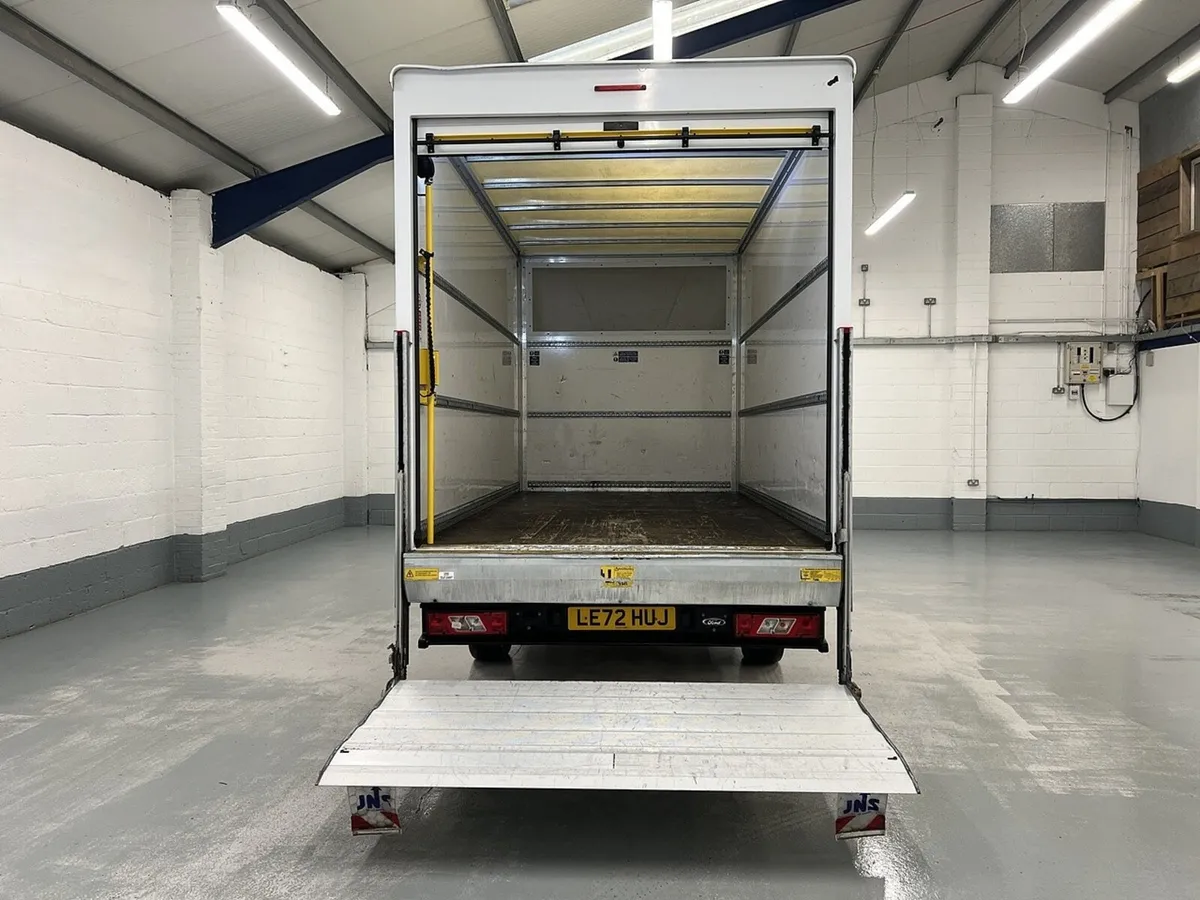 2023 Ford Transit Luton Box Van - Image 3