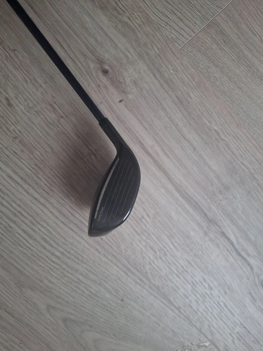 Taylormade Qi10 3wood with velocore shaft - Image 1