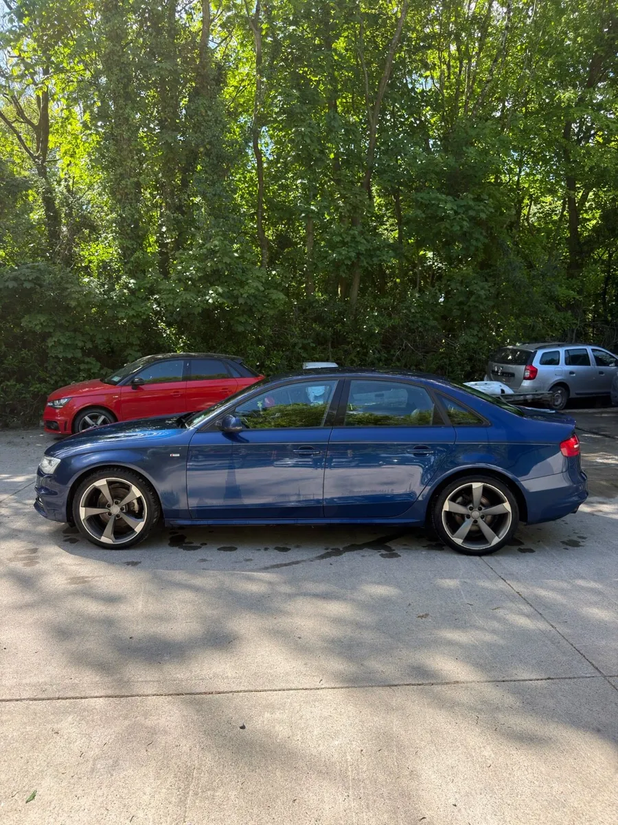 2014 Audi A4 S-Line Black Edition *DRIVE HOME* - Image 4
