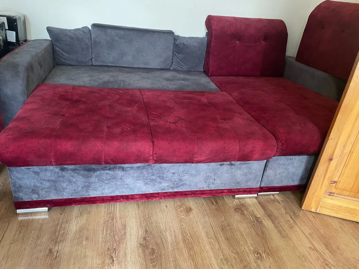 Corner sofa bed with storage - Image 3