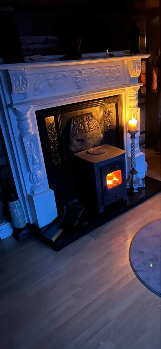 Small villager stove - Image 1