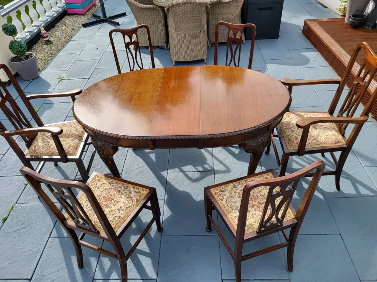 Edwardian Rope edge Table and six chairs - Image 4