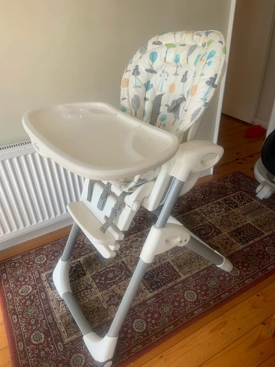 Baby’s Hugh Chair