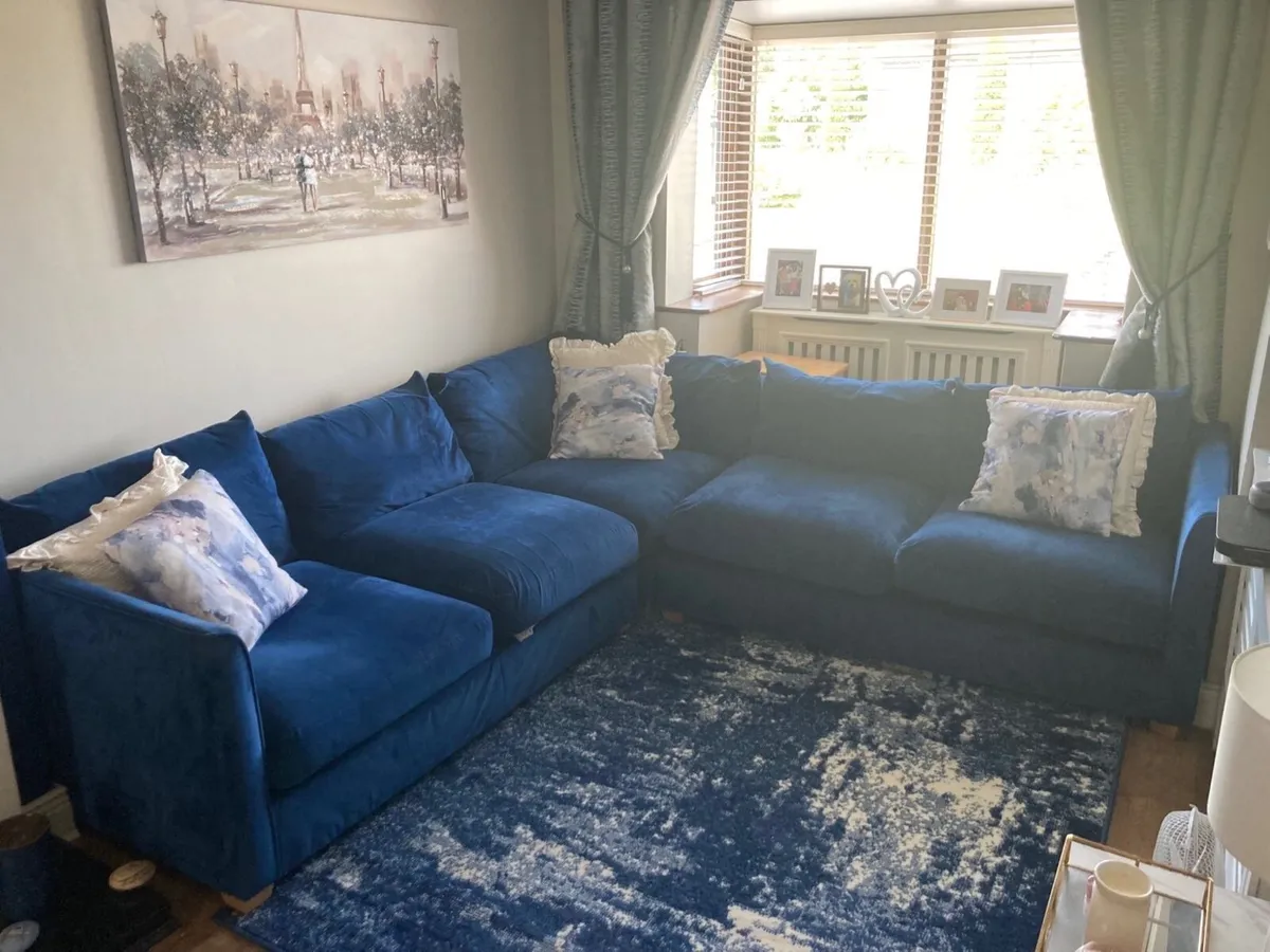 L Corner  Couch - Image 1